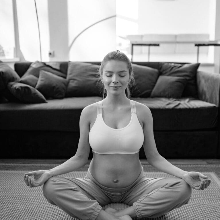 SchwangerenYoga Meditation